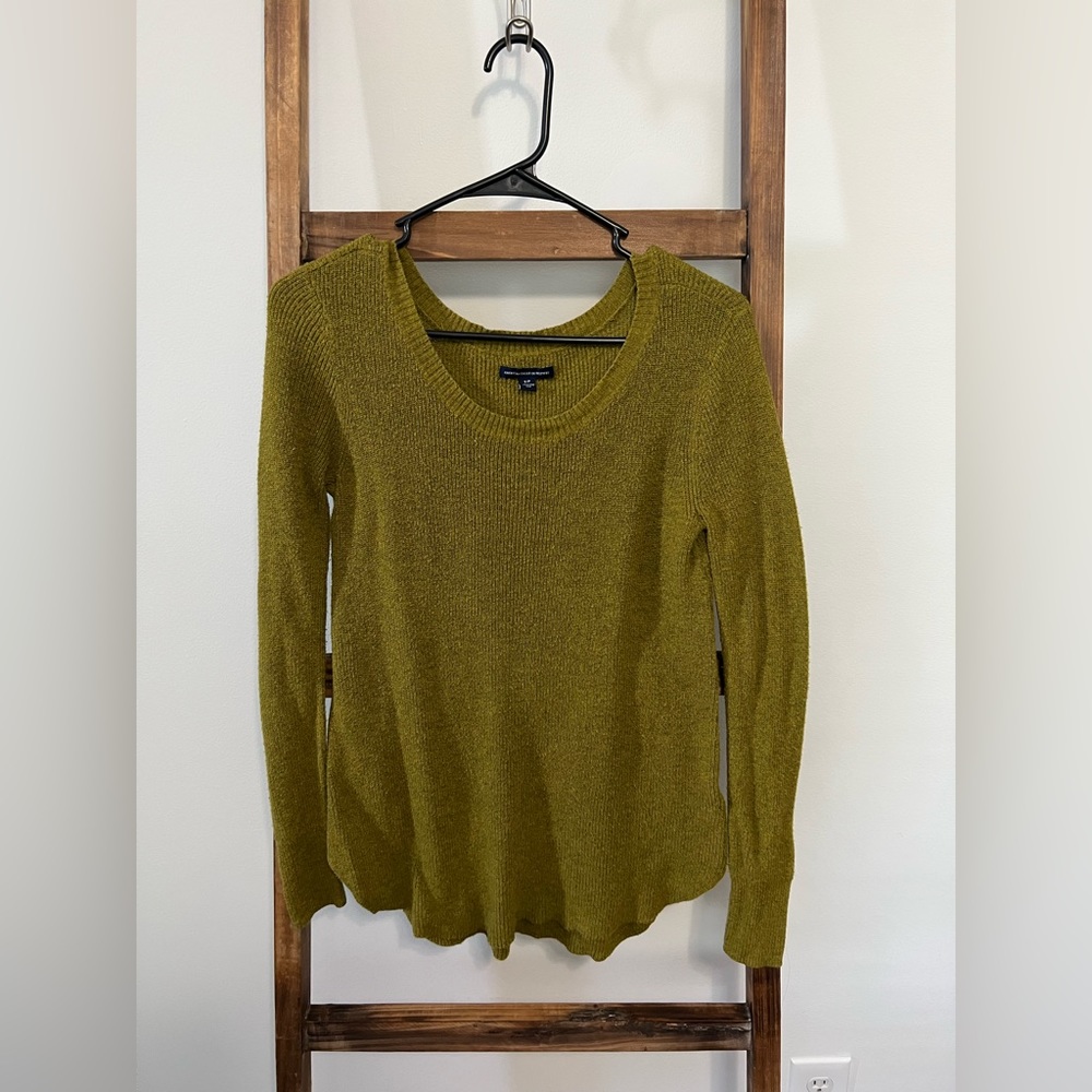 American Eagle sweater